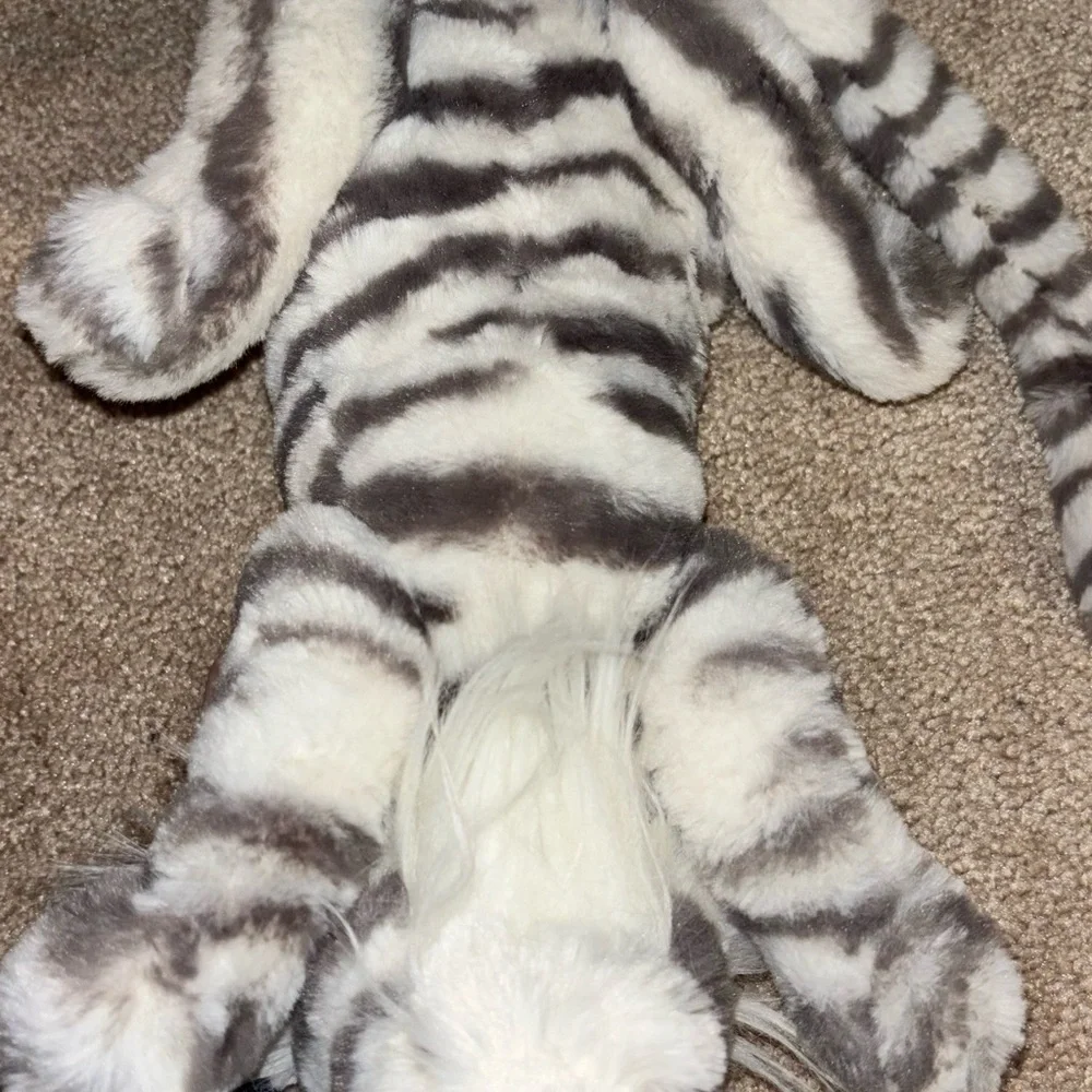 Retired and HTF NWT Jellycat little Sacha snow tiger